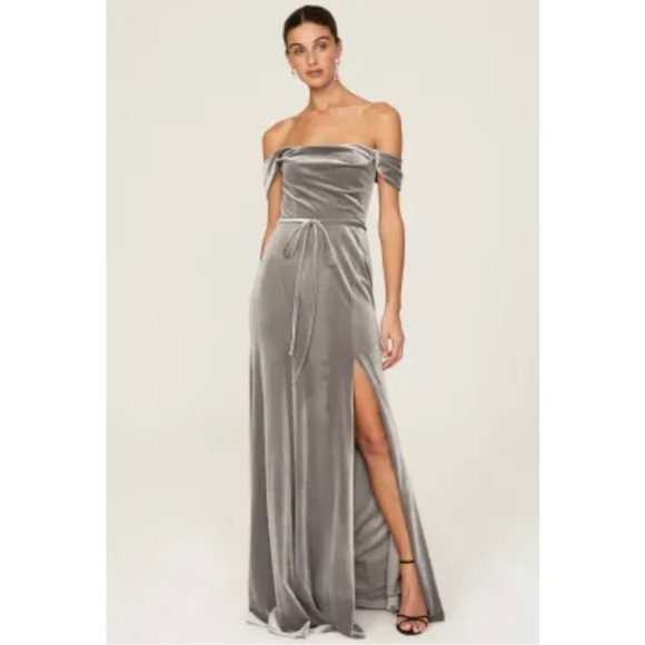 Marchesa Notte Avenida Gown size 6. - Picture 1 of 12